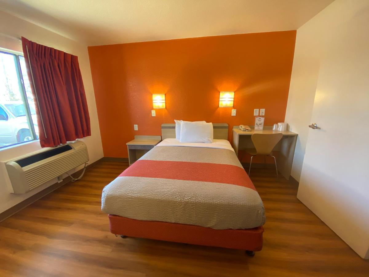 Motel 6-Flagstaff, Az - West - Woodland Village Kültér fotó